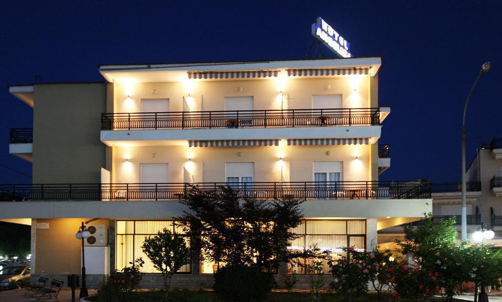 Angelica Hotel Limenas  Zewnętrze zdjęcie